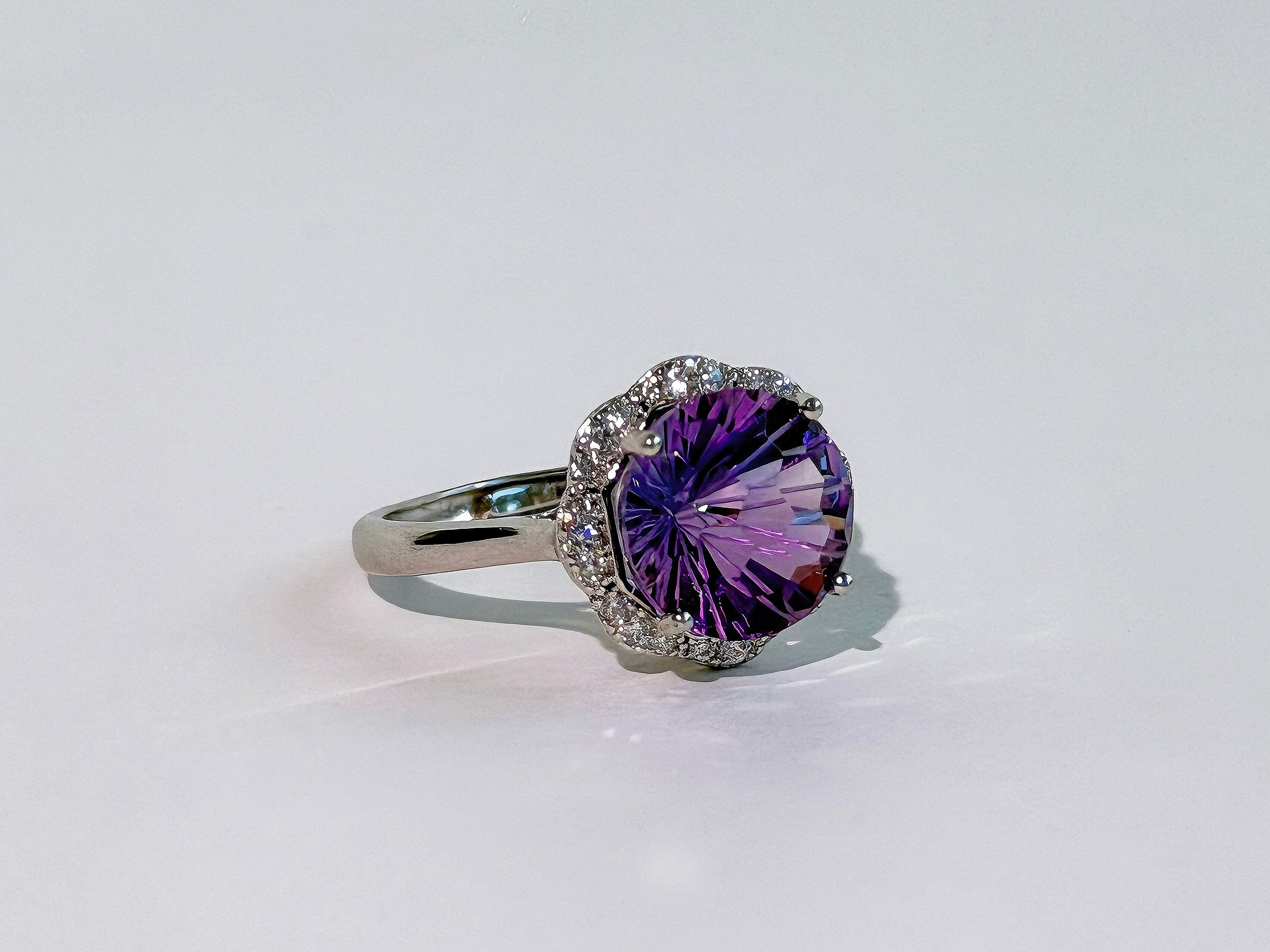 Nocturne Bloom Amethyst Ring
