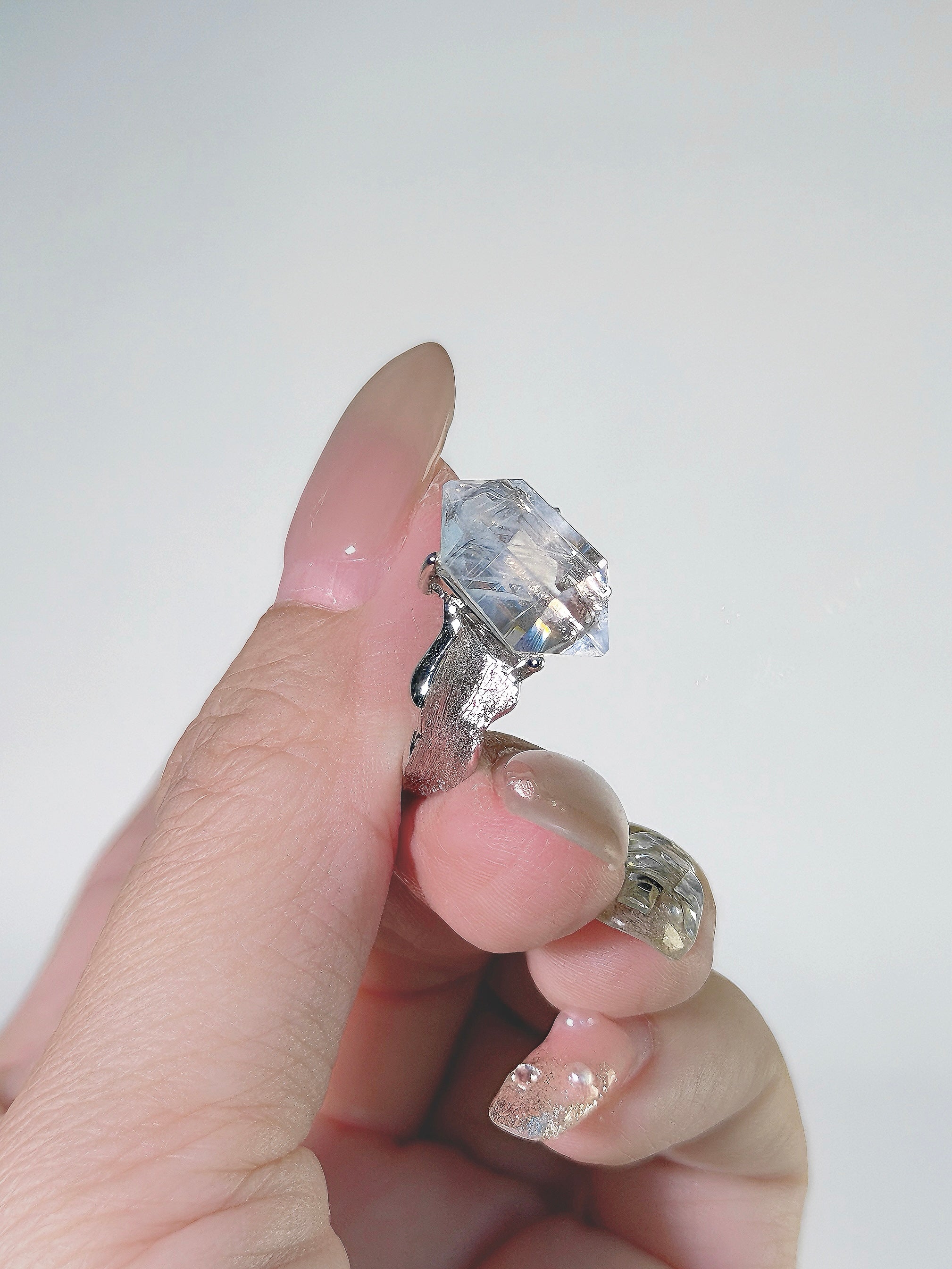 Glacier Needle Quartz Ring