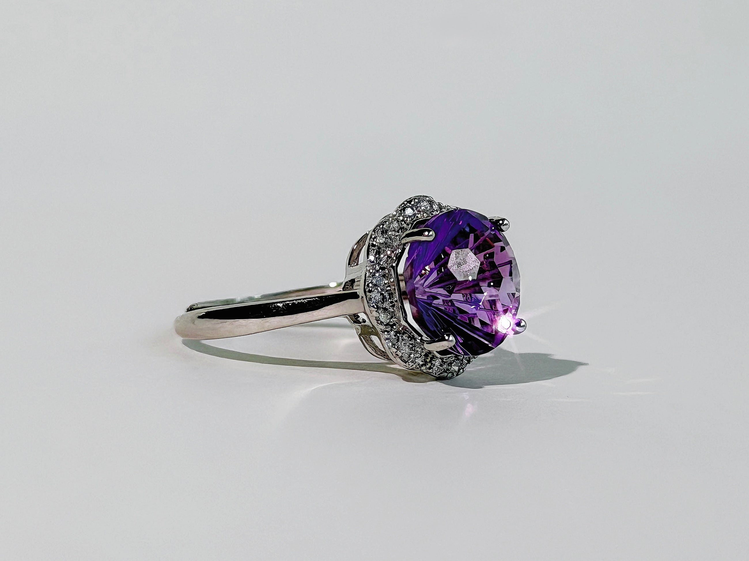 Nocturne Bloom Amethyst Ring