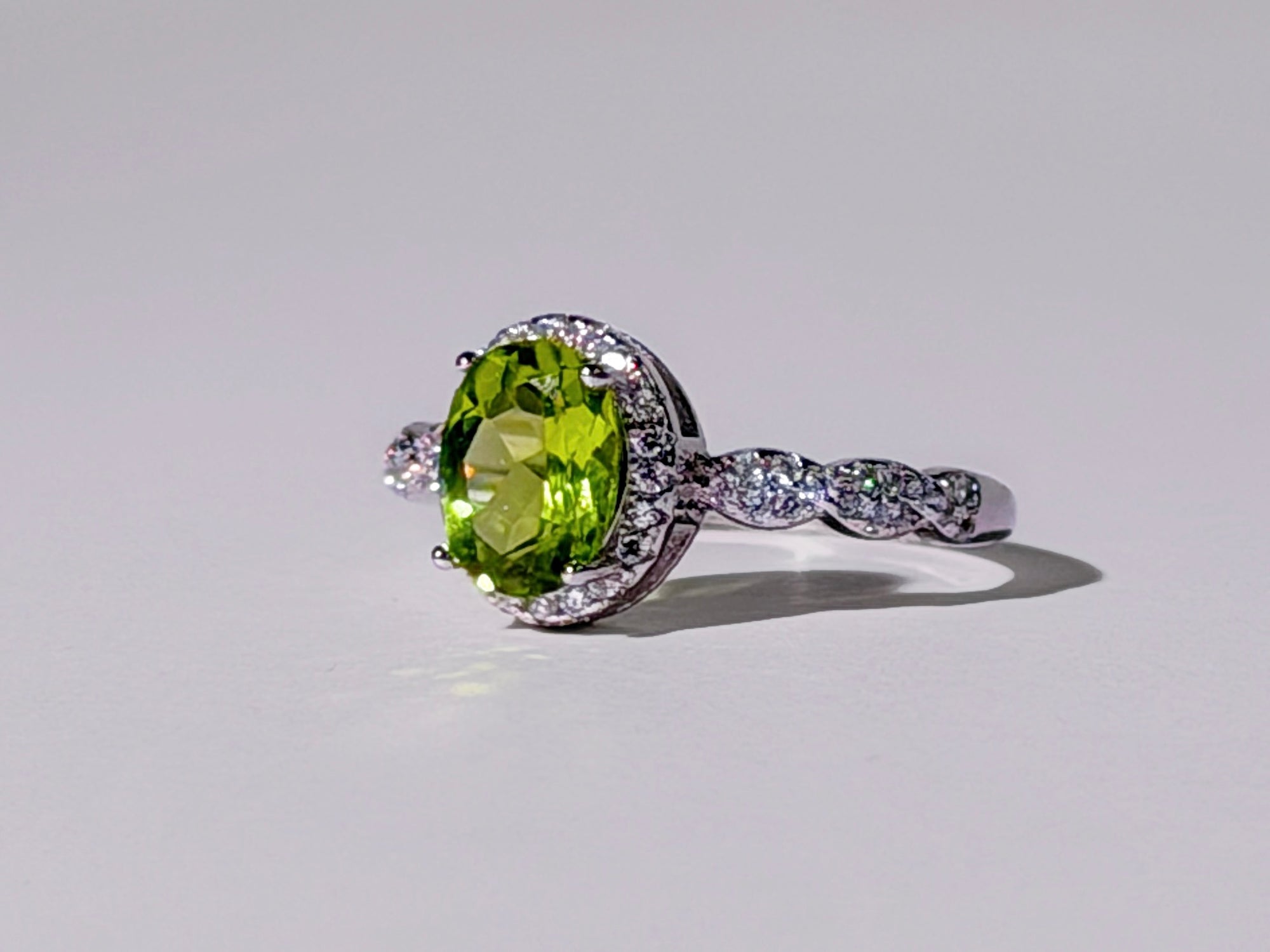 Peridot Luminance Ring
