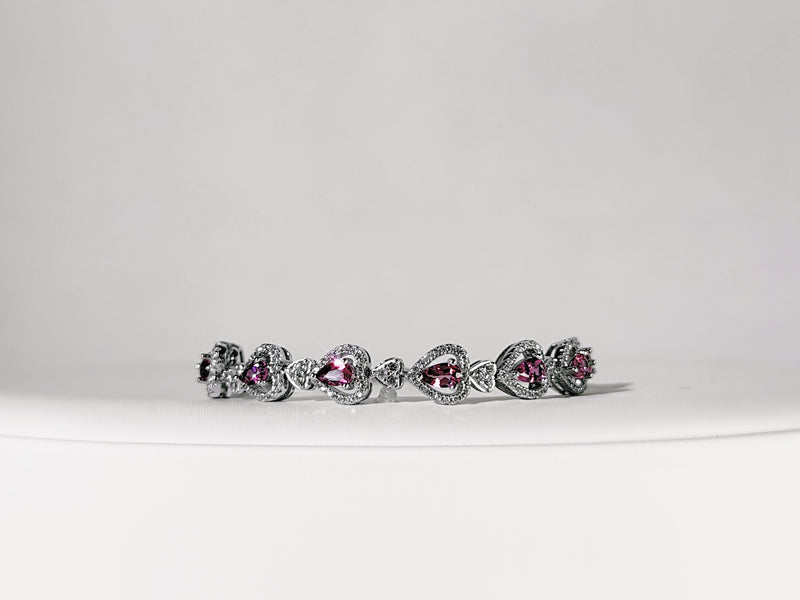 Rosé Heartline Garnet Bracelet