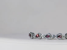 Rosé Heartline Garnet Bracelet