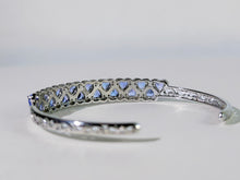 Violet Heartline Tanzanite Bangle