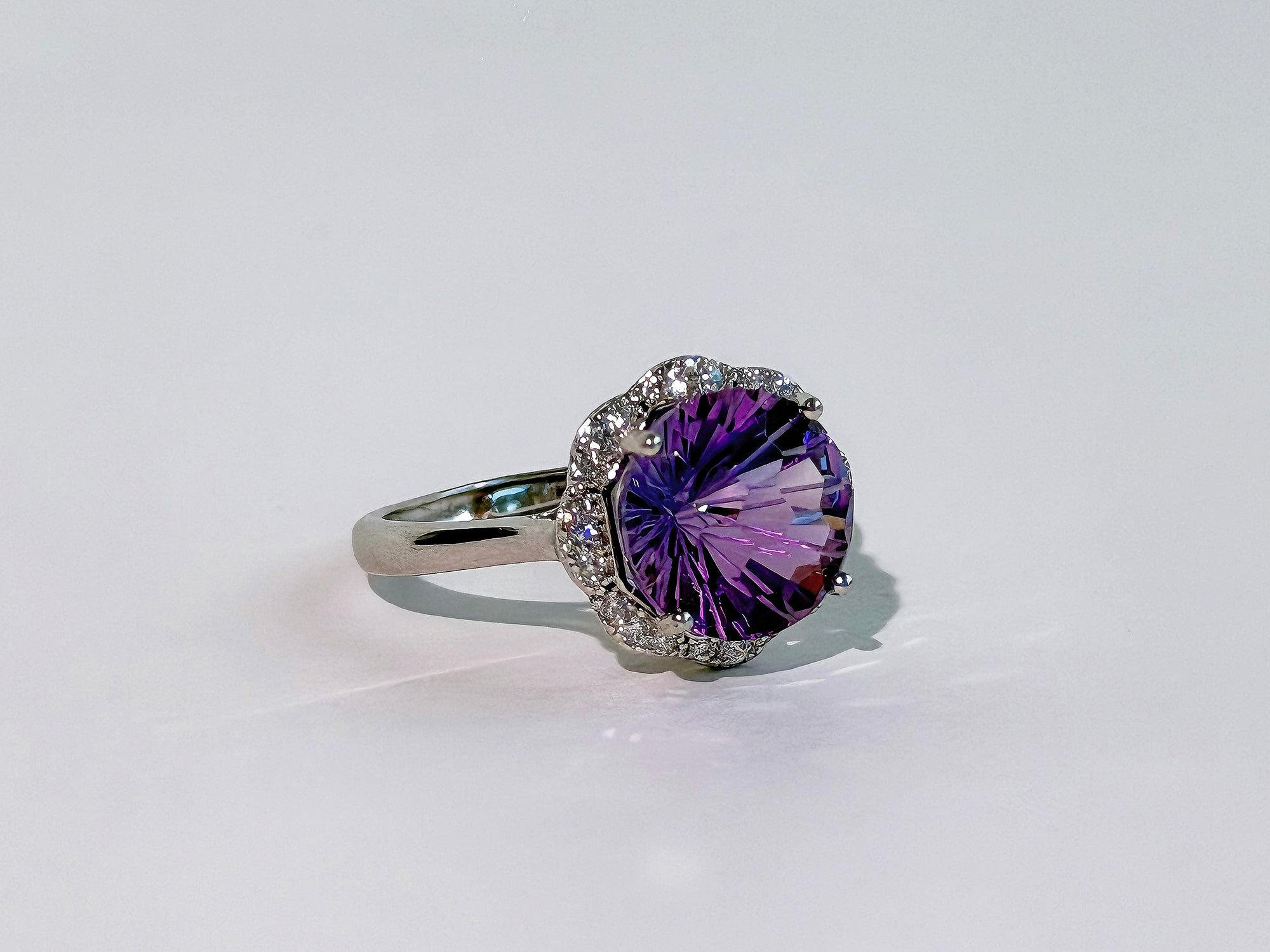 Nocturne Bloom Amethyst Ring