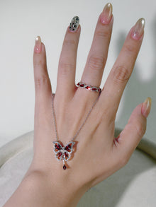 Rouge Papillon Pyrope Garnet Ring