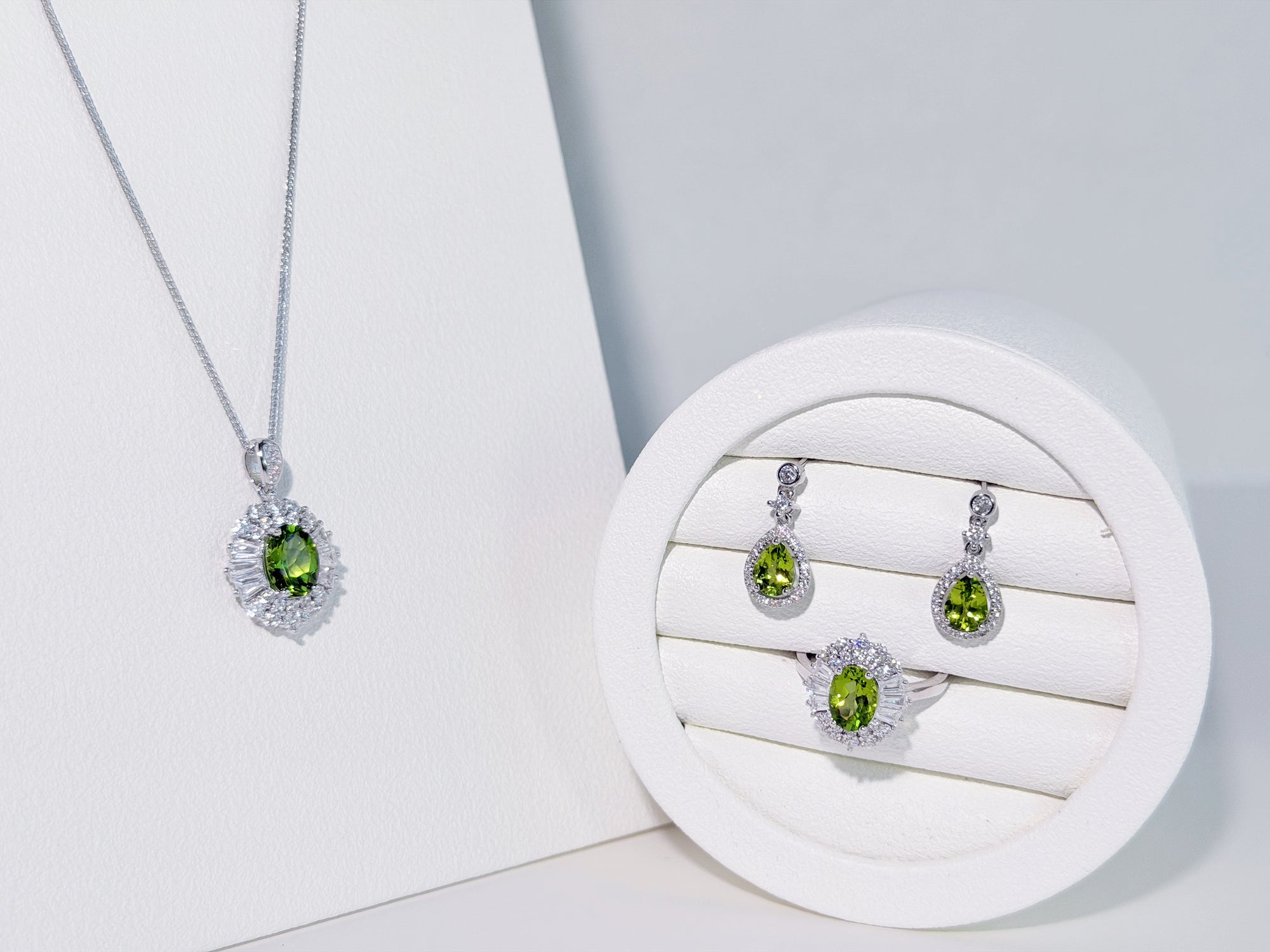 Springveil Peridot Ring