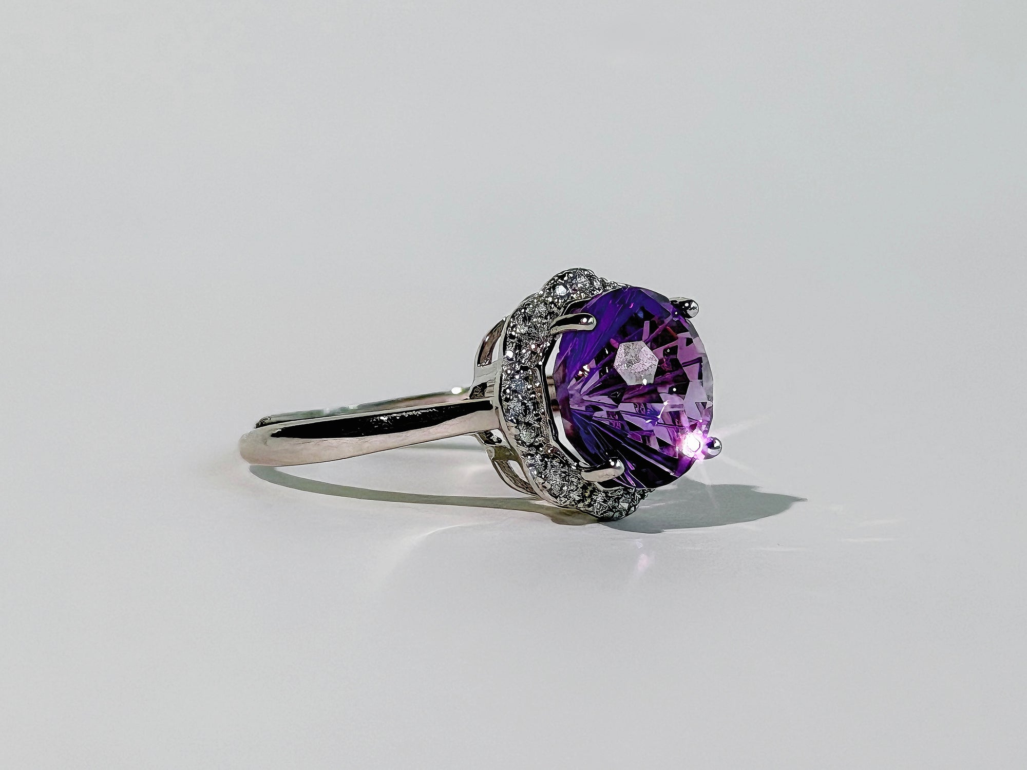 Nocturne Bloom Amethyst Ring