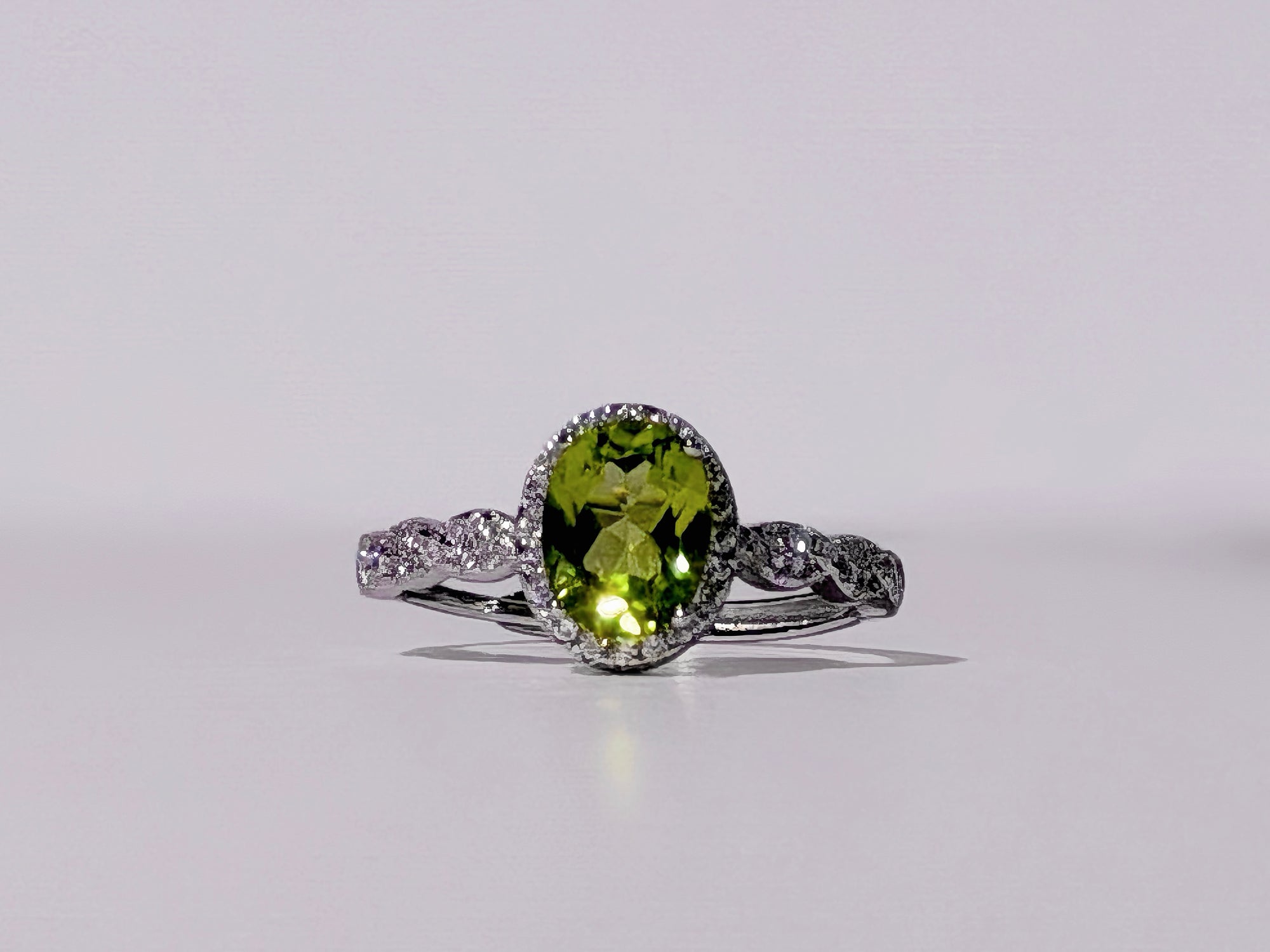 Peridot Luminance Ring