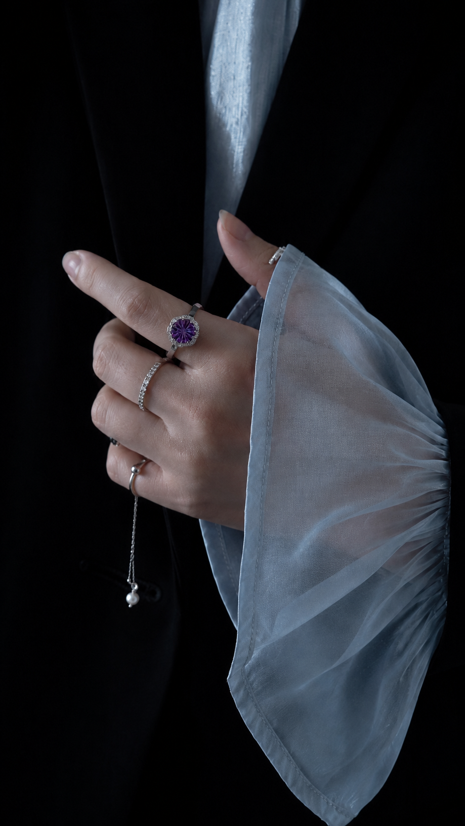 Nocturne Bloom Amethyst Ring
